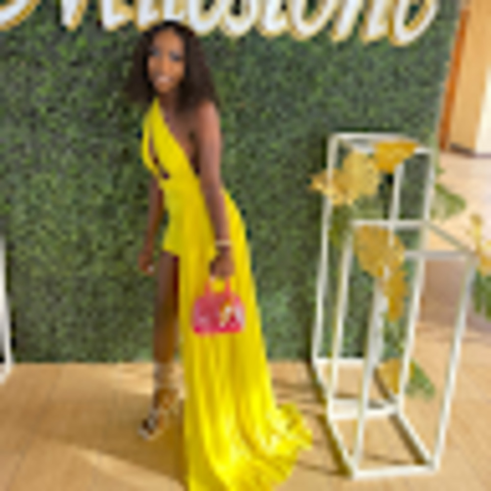 Meet your Posher, Dejauna